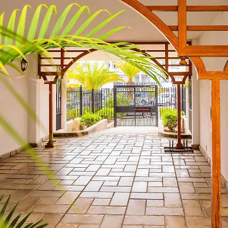 Live Cristianos Garden And Pool * Guincho (Tenerife)